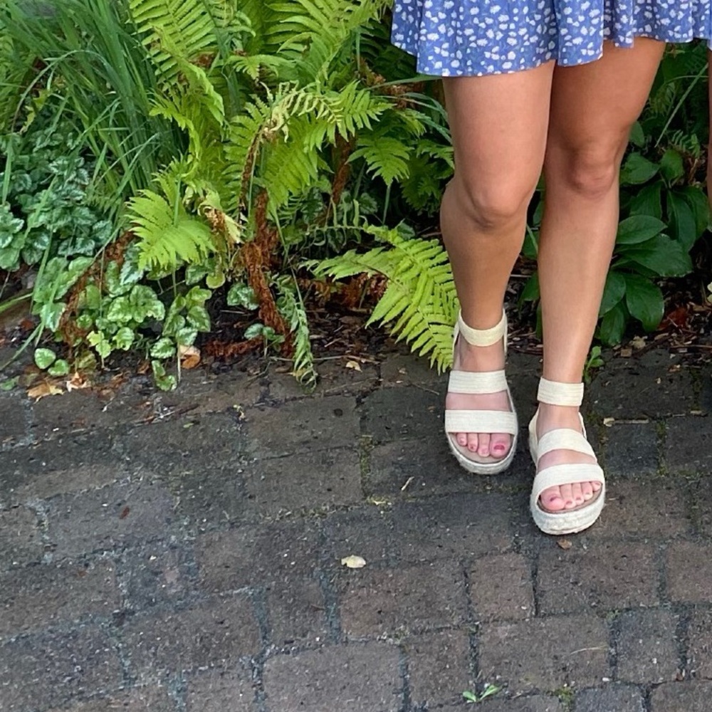 AE Platform Sandals